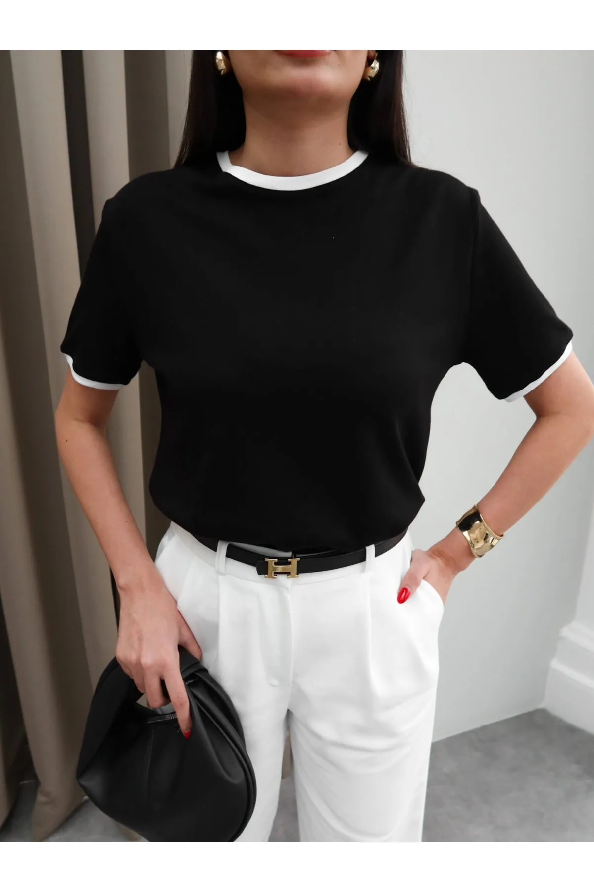 ESRAHELVACI Biyeli Bisiklet Yaka T-Shirt