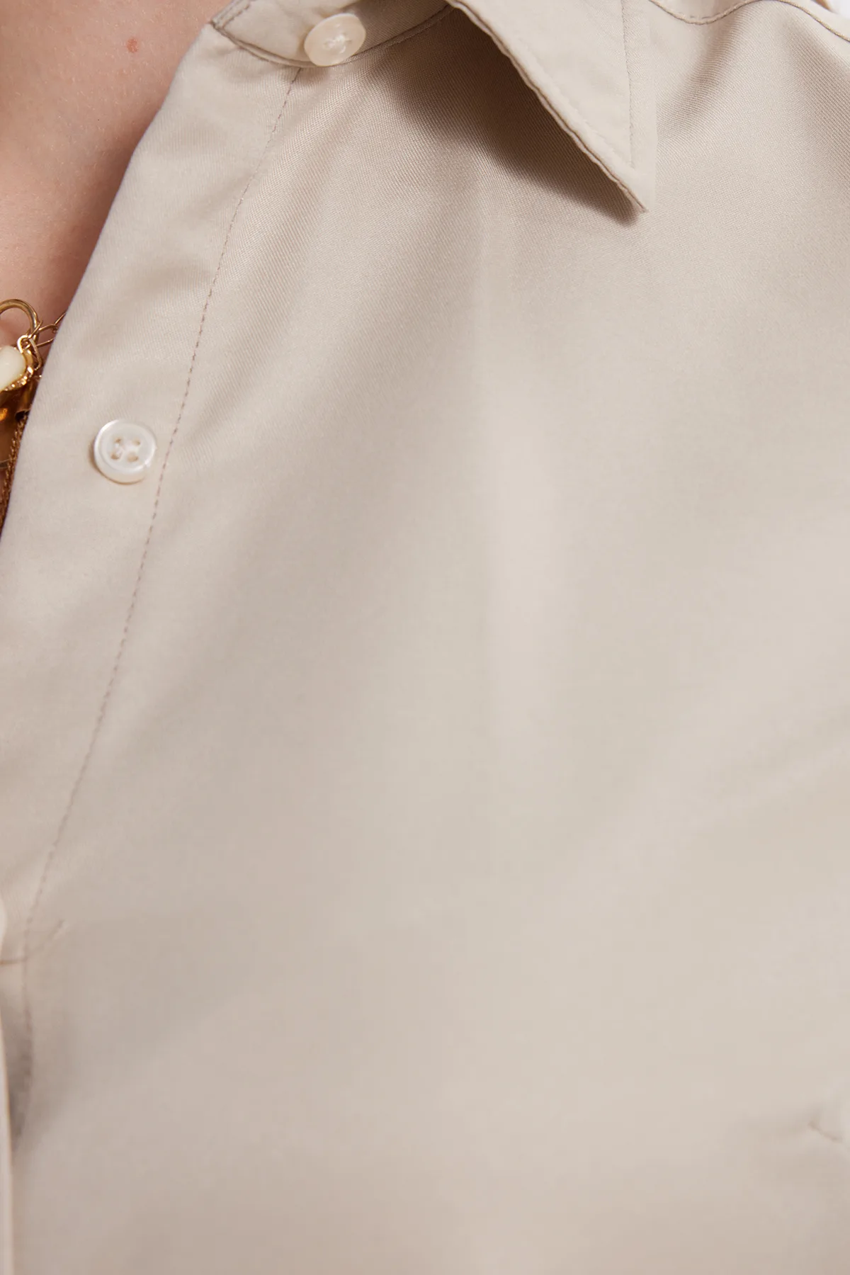 Tudors Kadın Slim Fit Dar Kesim Vücuda Oturan Uzun Kollu Açık Bej Basic Gömlek